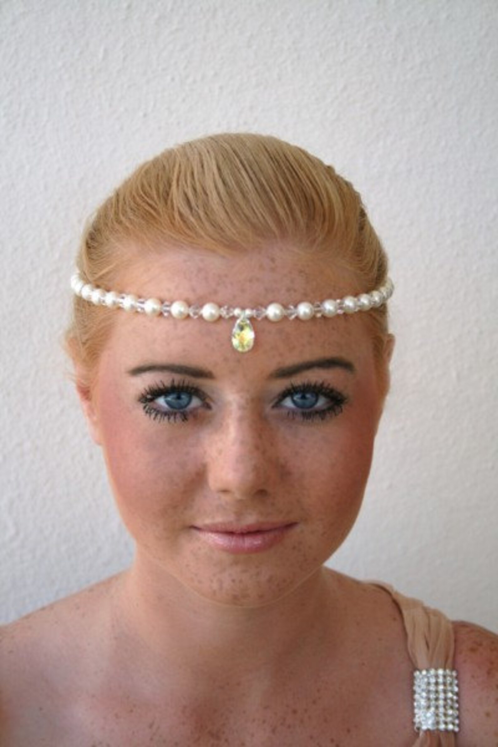 Bridal Circlet Forehead Necklace in Crystal and Pearls With Central