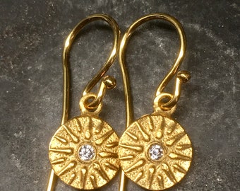 Summer Sun Earrings 24k Gold Plated Earrings Greek Ancient Coin Vergina Star Gold Dangle Earrings with Zircon Disc Antique Earrings Gift