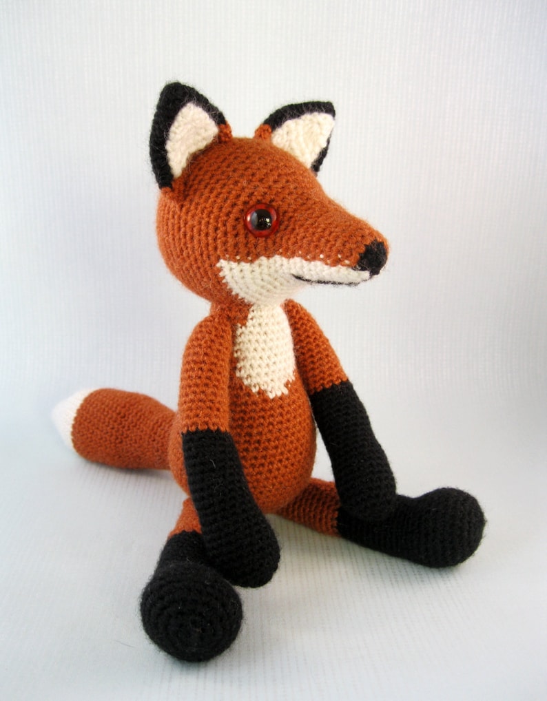 Bracken the Fox Amigurumi Pattern PDF Crochet Pattern image 2