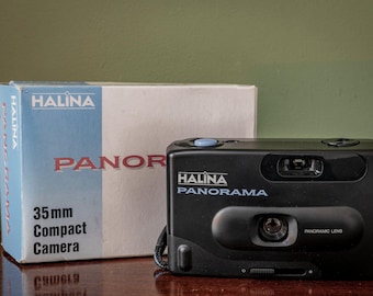 BOXED Halina Panoramic 35mm Point and Shoot Film Camera
