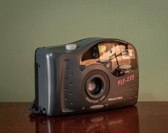 Retro Praktica PLF285 35mm Point and Shoot Film Camera