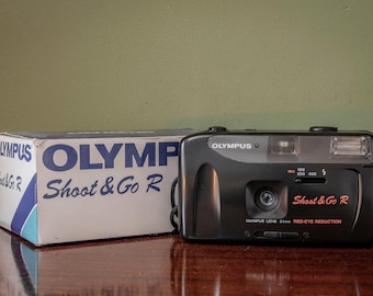 Boxed ( Like New ) Boxed Olympus Shoot and Go R 35mm Point and Shoot Film Camera