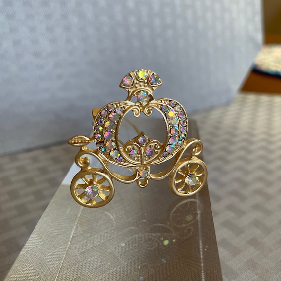 Cinderella Carriage Hair Pin, Golden Setting, Disney Inspired Wedding, Bridesmaids, Flower Girls, Birthday Party (Set of 2)