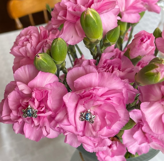 Cinderella Carriage Flower Pick, Wedding Bouquet Pins, Disney Themed Bridesmaids (Single Flower Pin) (Qty 1)