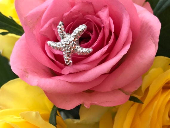 Beach Wedding, 6 Silver Starfish Bouquet Picks Centerpieces, Boutonnieres, Flower Picks, Floral Pins, Flower Posts, Bridal Flowers
