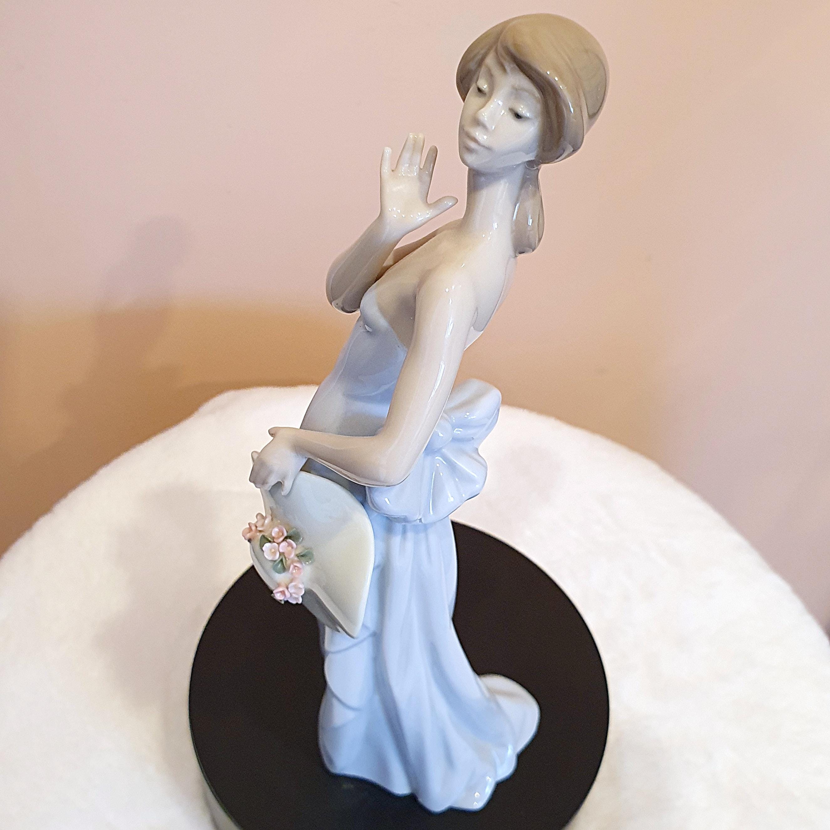 Lladro Woman Flowers - Etsy Lladro Woman Flowers - Etsy