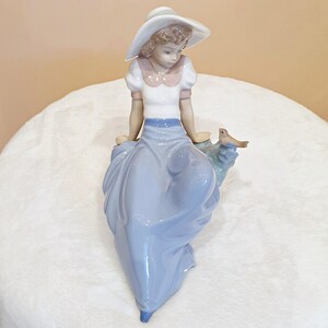 Nao by Lladro 