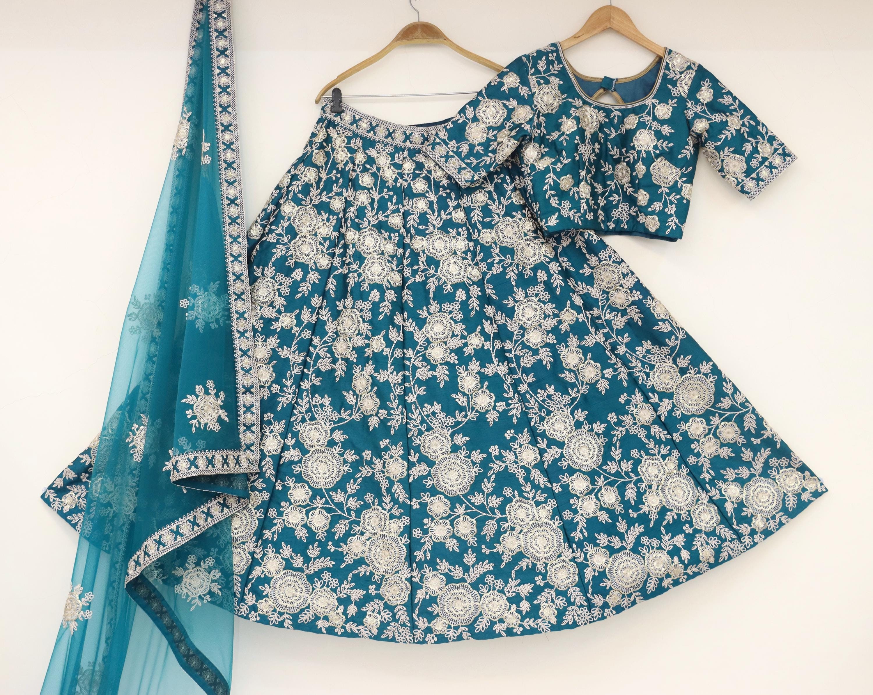 Teal Blue Embroidered Lehenga Choli Set With Dupatta, Floral Bridal Ethnic  Indian Wear for Women - Etsy Israel