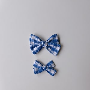 Blue Gingham Floral Cotton Hair Bows – Classic Checkered Bow Clips for All Ages, Country-Inspired Hair Accessories