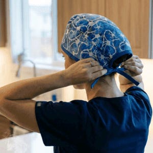 Kopfbedeckung für die Neurochirurgie – Professionelle Kopfbedeckung | Sewcheerlygefertigt Bild 13