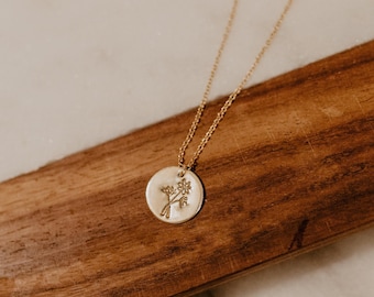 Collar de flores silvestres estampado a mano: plata de ley o chapado en oro