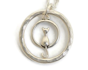 Petite small sterling silver cat necklace cat lover gift little hammered 5/8" circle necklace pendant Siamese Persian main coon necklace