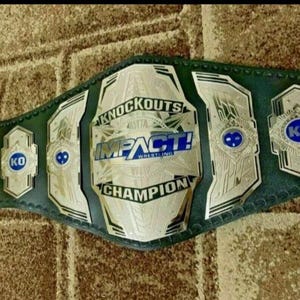 IMPACT KNOCKOUTS World Heavyweight Wrestling Championship Belt Replica Adult