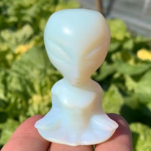 2.2&#39;&#39;+ Opalite quartz crystal Alien skull crystal gifts 1pc