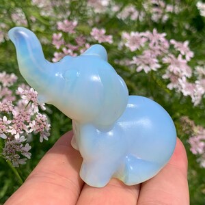 3&#39;&#39;+ Opalite quartz,quartz crystal,hand carved,Crystal Elephant,Elephant skull,Crystal Gifts 1pc