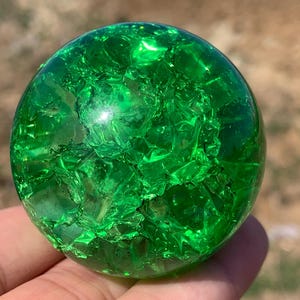 1.9&#39;&#39;+ Magical Green Aura Crackle Sphere,Crystal Glass Ball,Crystal Ball,Crystal sphere,Fine Crystal Gifts 1pc