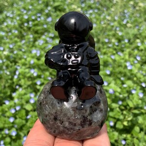 3.3&#39;&#39;+ Natural Obsidian+Yooperlite quartz,quartz crystal,hand carved,Crystal Astronaut,Astronaut skull,Home Decoration Crystal Gifts 1pc