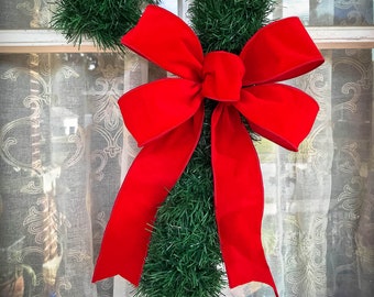 OUTDOOR Christmas Bow, Red Velvet Heavy Duty Gauged Wire Bow, Perfect for Northern Winters