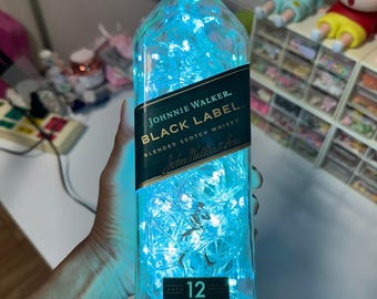 Johnnie Walker Flaschenlampe - Seitenschalter LED | Bar Geschenk Dekor