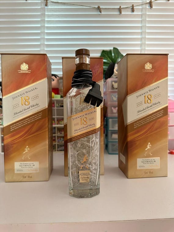 ジョニーウォーカーブルー・干支ボトル鼠 ☆ジョニーウォーカー 非売品