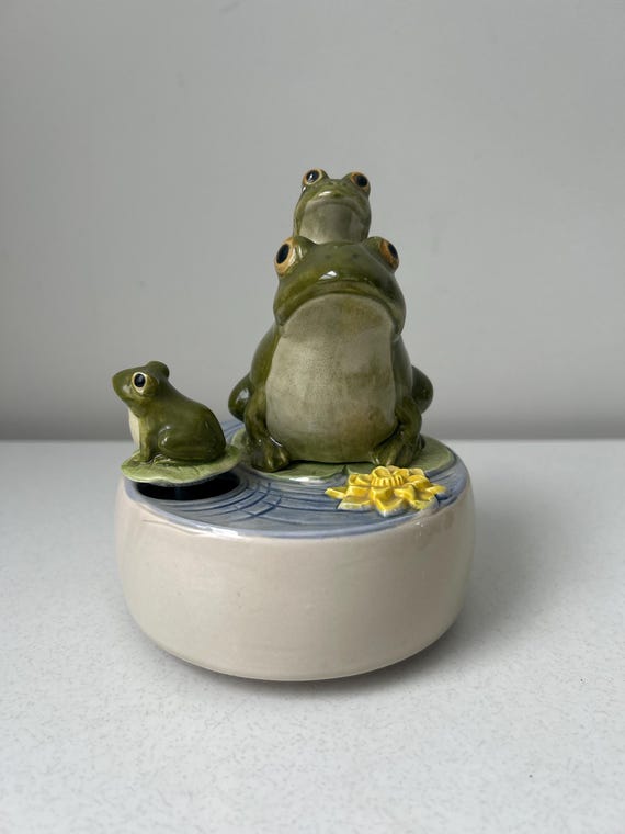 Vintage Ceramic Frogs Rotating Otagiri Music Box - Etsy