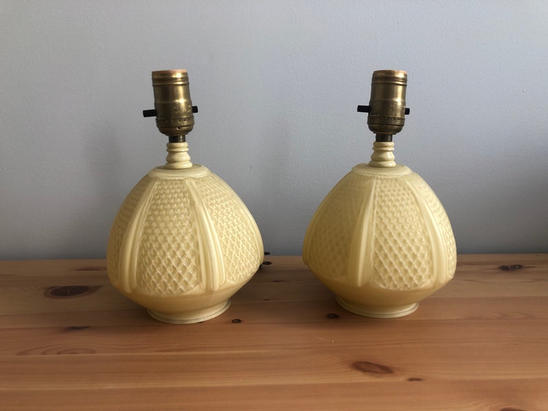 Set of 2 Vintage Boudoir Lamps / shops Frosted Glass Base Reverse Painted