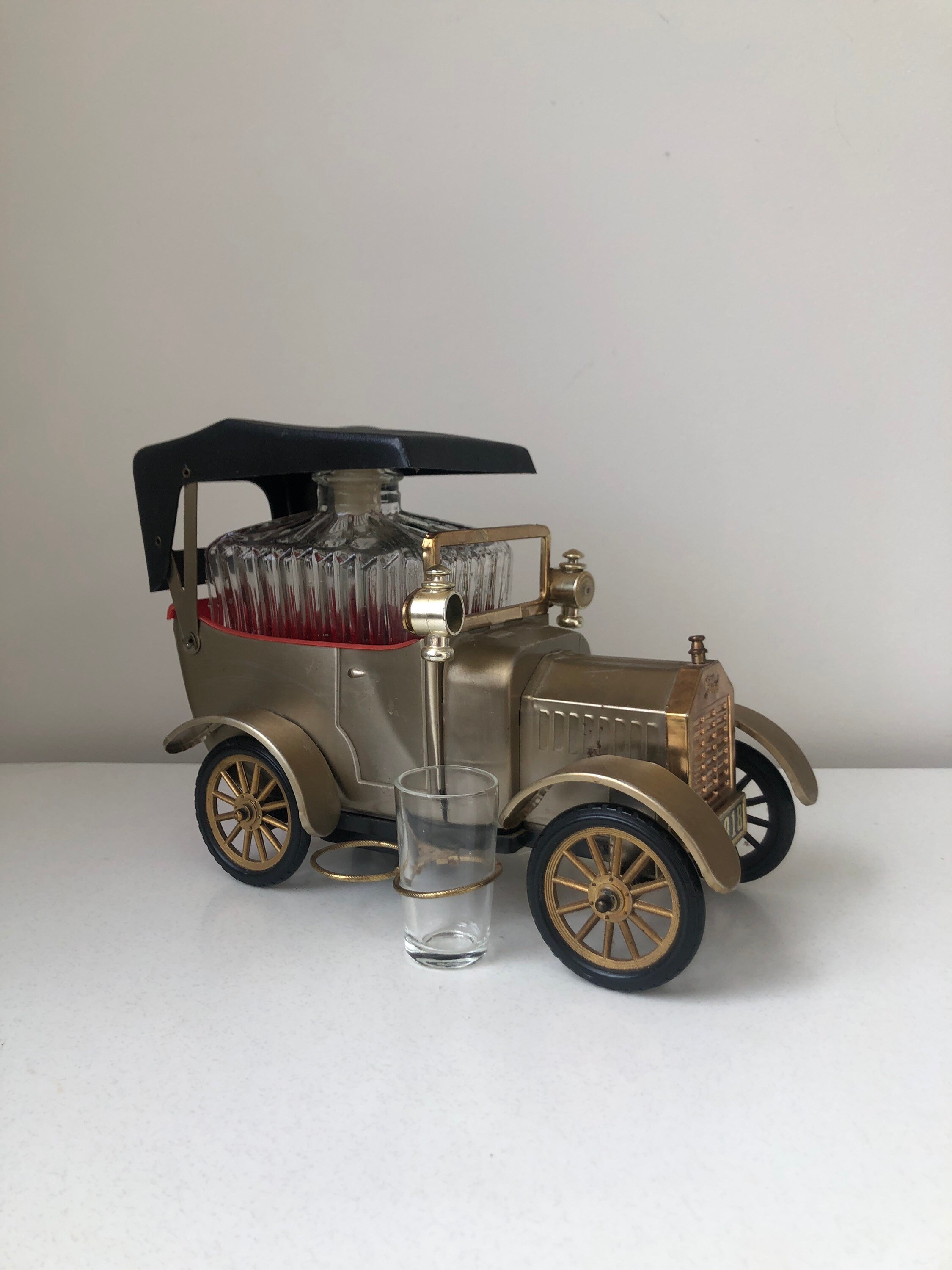 ヴィンテージ／1918フォード車酒デカンター
