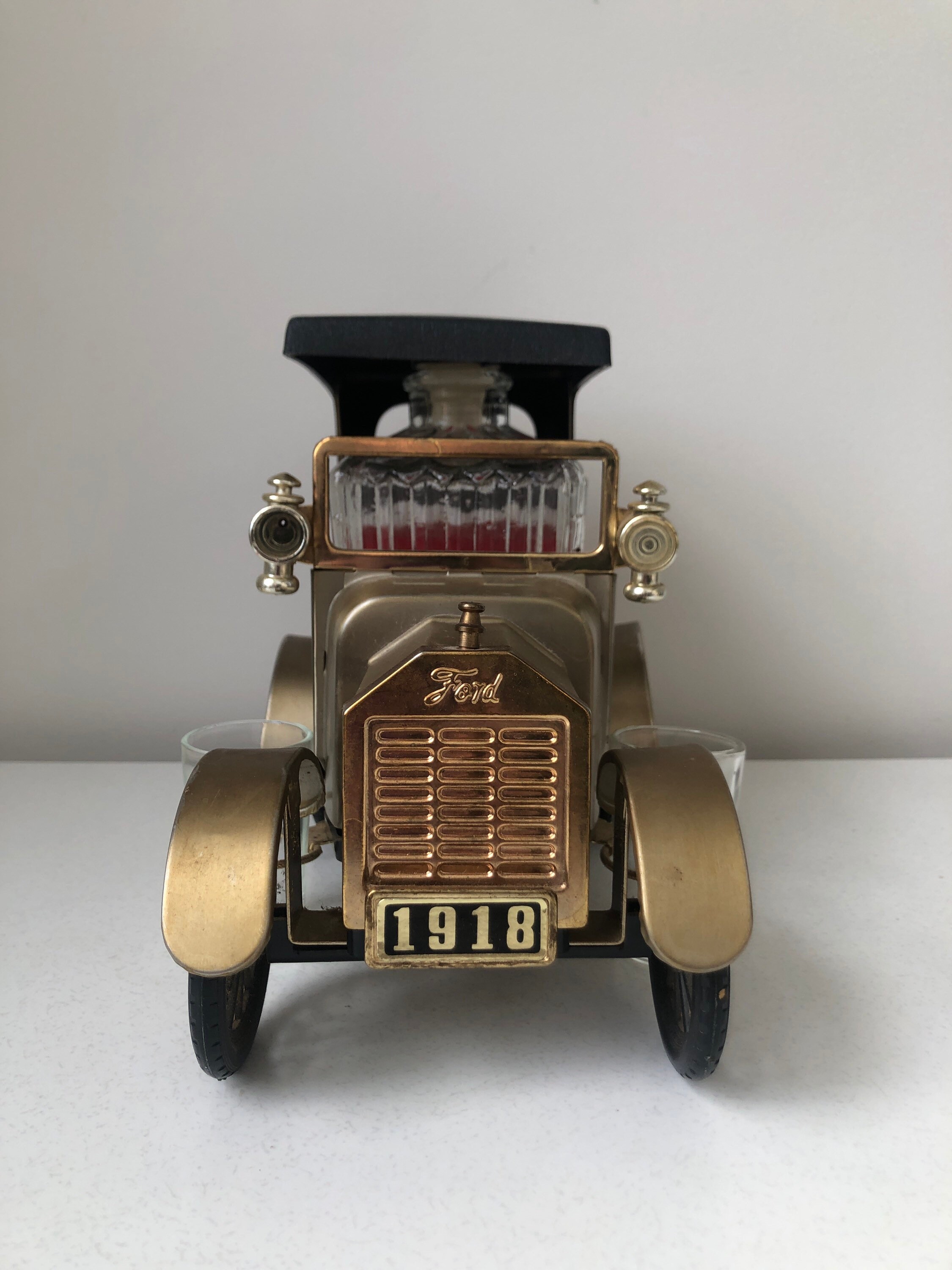 【美品】 FORD フォード ヴィンテージ デカンタ ボトル クラシックカー FORD フォード ヴィンテージ デカンタ ボトル クラシックカー