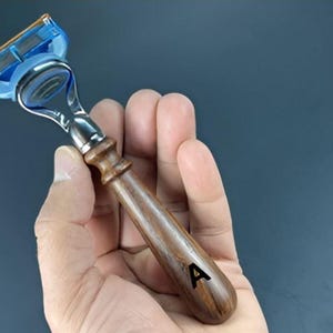 Handgemaakte gepersonaliseerde eikenhouten cartridge scheermes past Fusion 5 Venus Blade nat scheren voor mannen vrouwen uniek cadeau voor verjaardag vakantie