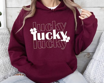 Retro Lucky Sweatshirt, Womens Shamrocks Sweatshirt, Cute St Patricks Day Sweatshirt, Lucky Sweatshirt, Irish Day Shirt, Four Leaf Clover