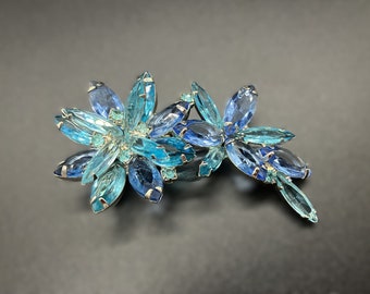 Vintage Pastel Turquoise Blue Rhinestone Brooch