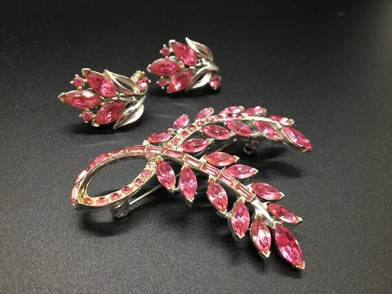 Vintage Signed Dodds Pink Brooch and Earrings - image 5