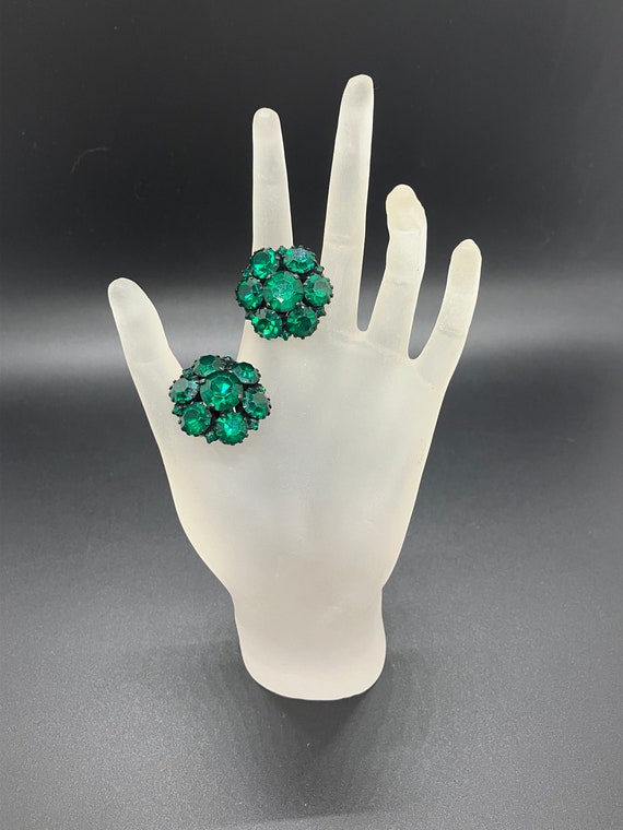 Vintage Warner Emerald Green Rhinestone Earrings - image 4