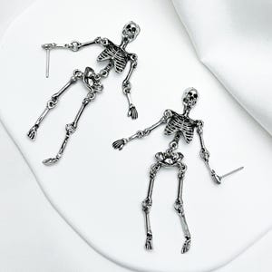 Movable Skeleton Earrings Halloween Dangle Earrings Spooky Gothic Jewelry Funny Costume Earrings Skull Skeleton Earrings Gift for Her