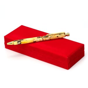 Bolígrafo de regalo chapado en oro decorado con ámbar real en un paquete/Bolígrafo de recuerdo de ámbar/Regalo de lujo para empresarios/Herramientas de decoración de oficina/Regalo para él