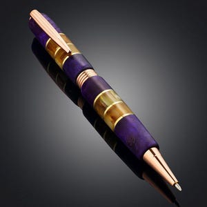 Bijzondere balpen gemaakt van amber en een schilderachtig berkenblad met paarse tint|Amberhouten pen|Luxe cadeau|Uniek cadeau|Cadeau voor hem