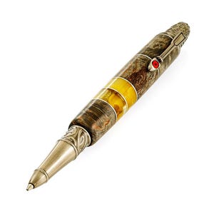 Exklusiver Designer Kugelschreiber aus Holz und natürlichem baltischem Bernstein Knightly,Bernsteinholzbirkenkugelschreiber