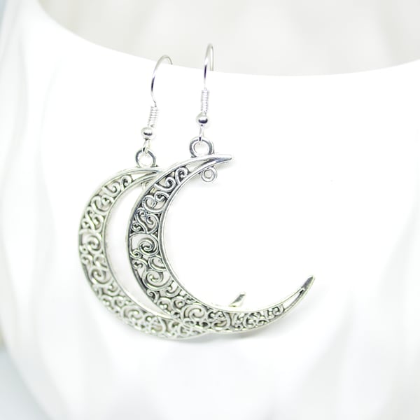 Crescent Moon Earrings, Moon Earrings, Crescent Earrings, Silver Earrings, Dangle Earrings, Charm Earrings