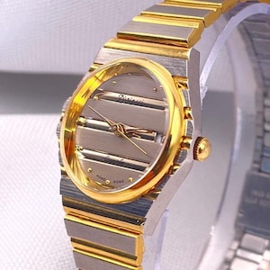 Elegant and Beautiful 1990s Vintage Ladies  D&#39;vincci Quartz Wristwatch Two Tone Gold and Silver Plated  Dial and Strap Date Window