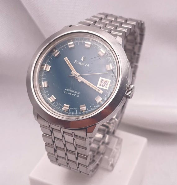 All Original 1970s BULOVA Mens 23 Jewel Automatic Wristwatch  display picture 1