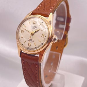 1960s Chic Vintage PIERPONT Dainty Round Rose Gold Plated Case 17 Jewel Manual Wind Brown Leather Strap Ladies Everyday Wristwatch
