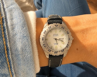 Vintage 1990s Ladies GUESS WATERPRO Quartz Wristwatch