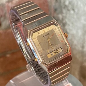 Vintage Very Rare 1980s Pulsar Analog-Digital Stainless Steel Quartz Wristwatch Time Date Chime Alarm Timer Functions Working Ref: V011-5100