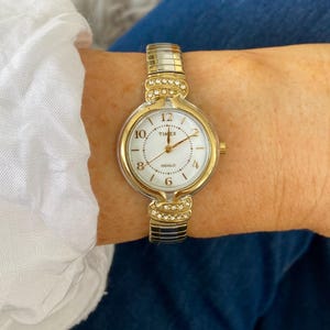 Vintage Ladies TIMEX Wristwatch ANNA AVENUE Yellow/White Gold Tone With Crystal Accents and Expandable Wrist Band Quartz