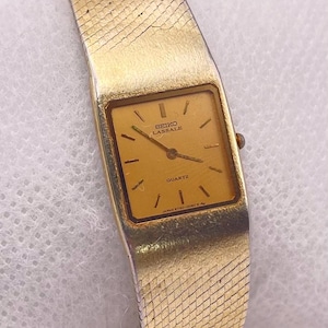 Rare Vintage 1980&#39;s Seiko Lassale Ladies 14 Jewel Ultra Thin Quartz Reference 6730-5019 Square Dial Gold Plated Integrated Watch Strap
