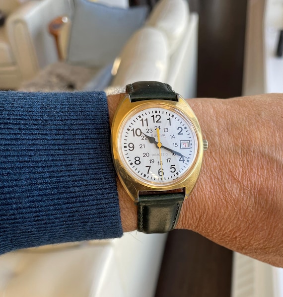 Rare 1970s BULOVA  display picture 1