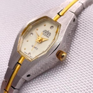 1990s Vintage Aviva &quot;Collection&quot; Ladies Wristwatch Two Tone Metal Quartz Champagne Dial with New Battery