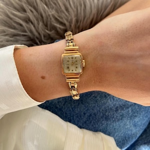 Rare Dainty 1950s Vintage 18 Kt Rose Gold Ladies Cocktail Wristwatch 17 Jewel Wind Up  Square Case with Rose Gold Filled Bracelet by DROZ