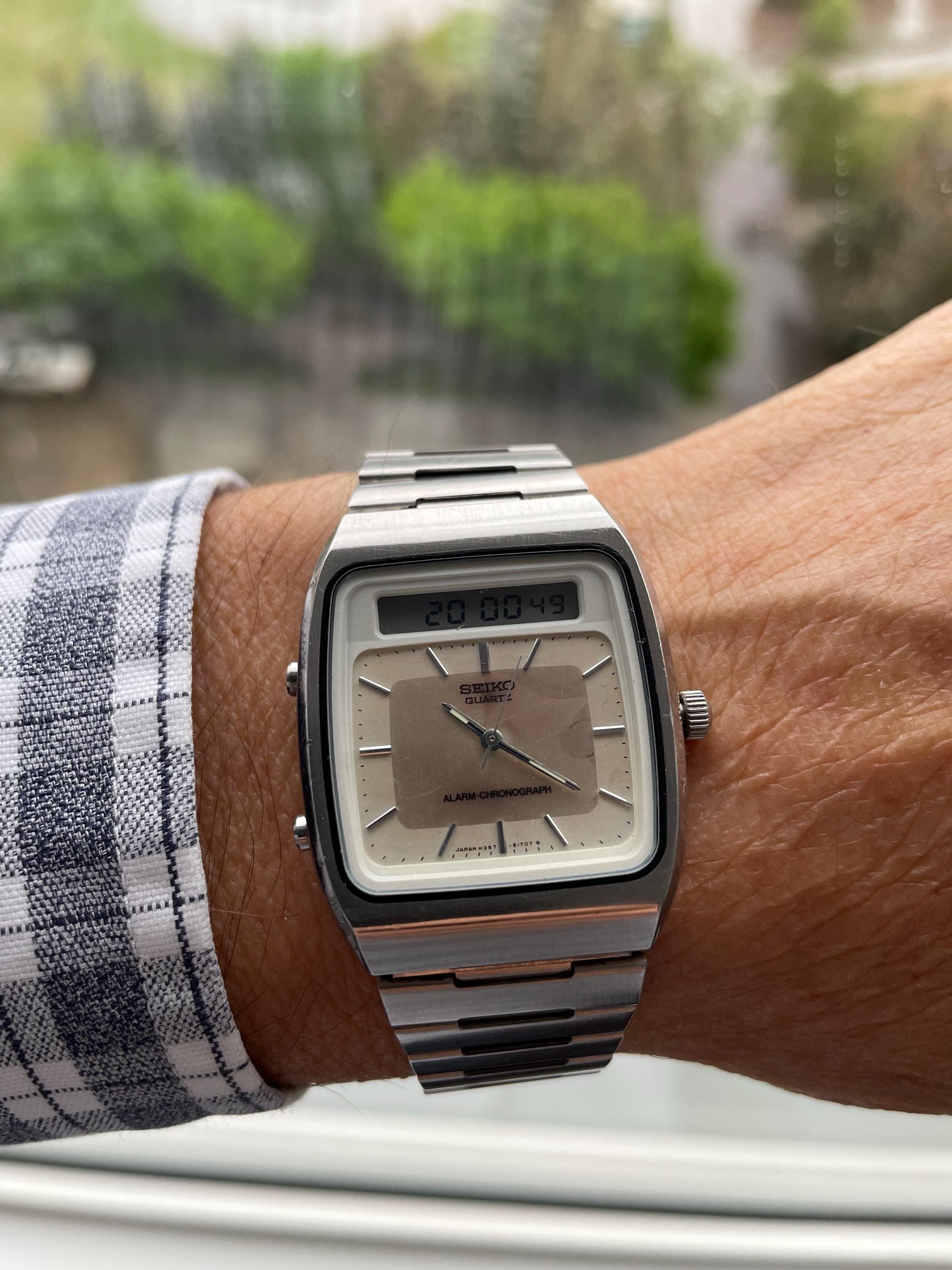 Vintage 1980s Seiko Analog-digital Alarm Chronograph Wristwatch