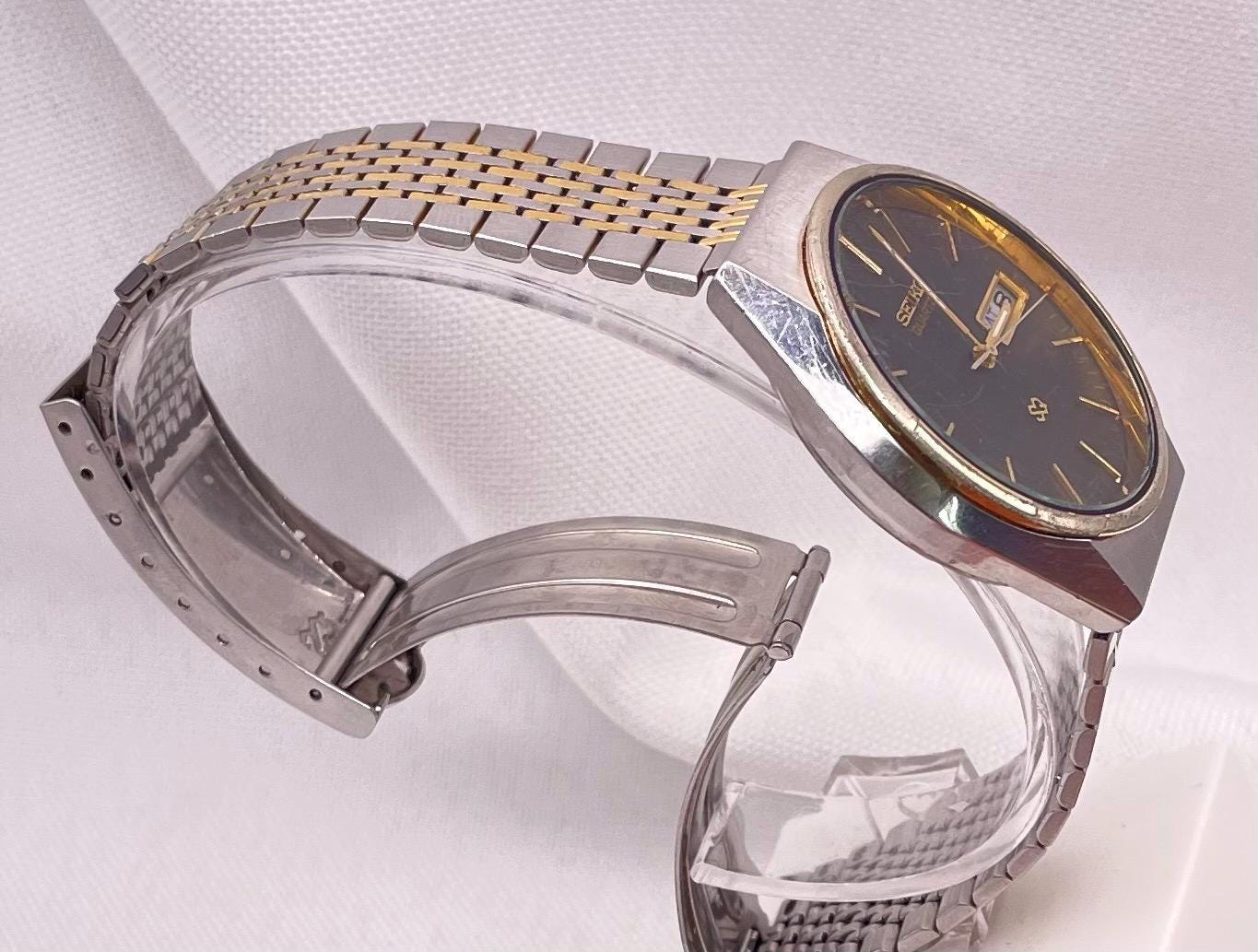 Vintage 1980s Seiko Quartz Watch, Two-tone Stainless Steel - Etsy